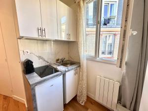 New 458 Suite Chaplin - Cosy Apartment Paris Center