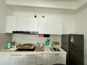 Charming 2BR in Novo 8 Residence w-1 Free Parking