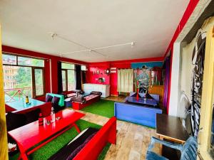 Airship Manali - A Mountain View Hotel