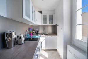 Beautiful studio rue dAntibes