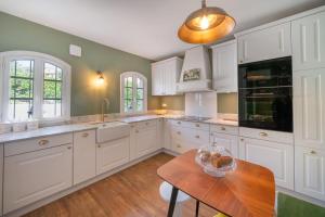 Authentic villa with swimming pool in La Colle-sur-Loup