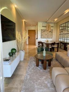 Elegant Apartment in Prestigia Pool & Golf