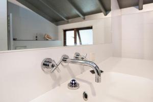 Bed and breakfast private accommodation at Amsterdam Houseboat