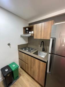 Loft poblado con parqueadero