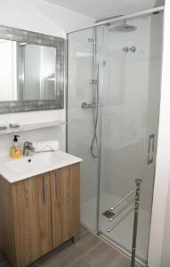 LovelyLoft Carolinas A