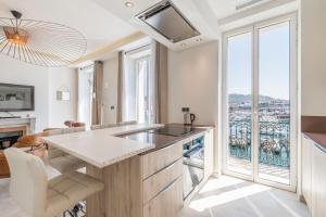 Panoramic Sea View Quai Saint-Pierre 2BR Port & Old Town