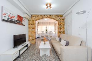 Beach Time View by Fidalsa