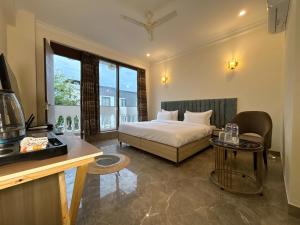 Walk 2 Taj A Boutique Abode