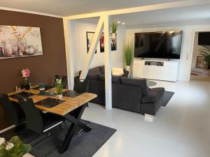 Best Preis Ferienhaus max 4 Personen Wittenberge Modernes Ambiente voll ausgestattet mit Netflix und WLAN