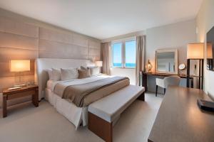 Lumina Residences 2BR Skyline Escape