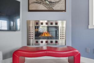 Modern Upper Level Duplex DT Vancouver