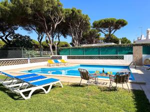 Vista Golf by Becherish