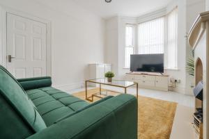 Mersey View 4 Bedroom by Liverpoollux Next To Everton Stadium