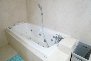 Chaweng Modern Blue Sky - Private Pool 3BD Private Pool Villa