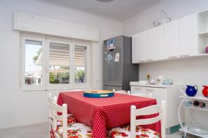Villa Bianca con accesso diretto alla spiaggia img34