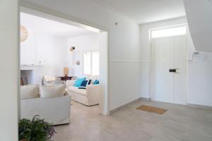 Villa Bianca con accesso diretto alla spiaggia img28