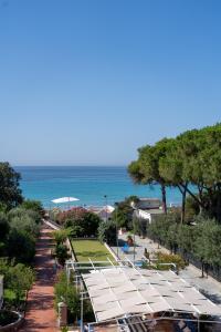 Villa Bianca con accesso diretto alla spiaggia img81