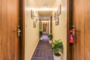 FabHotel RK International - Nr Mumbai International Airport