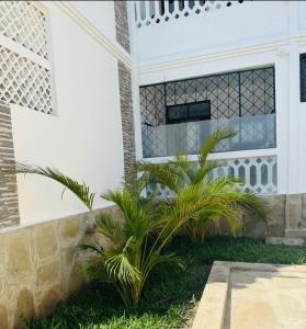 Da Azizi Homes Diani- Lior