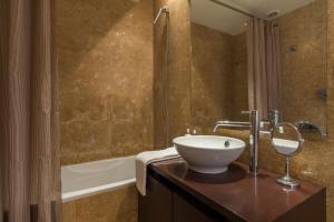 159 A - Premium Chiado Apartment -Lisbon