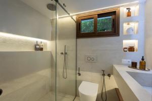 Sani Pool Beach Villa