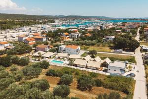 Glamping Resort Olive and Sea