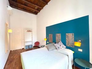 Casa Polveriera at Colosseum