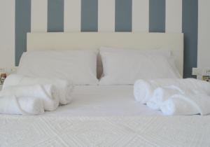 60 passi dal mare-Charming CdO