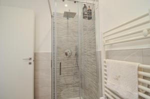 60 passi dal mare-Charming CdO