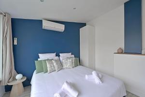 Mamma Mia! Terrasse vue Palais des Papes - WIFI - CLIM - Parking des Halles à 5 minutes