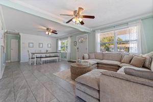 Stylish St Pete Vacation Home with Private Pool!