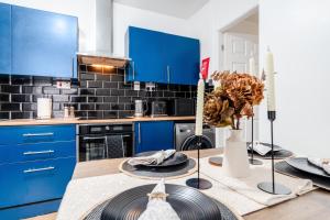 Newly Renovated 4BR House with lots of amenities