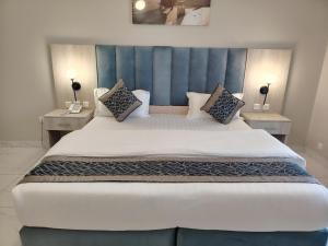 شقق ازار المخدومة