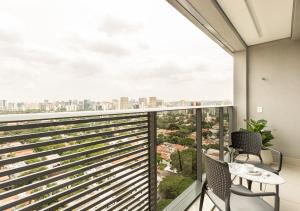 Charlie Wide Pinheiros