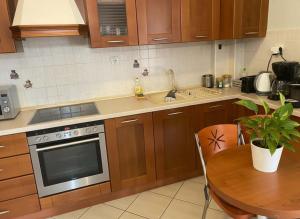 Urban Comfort Stay in Peristeri