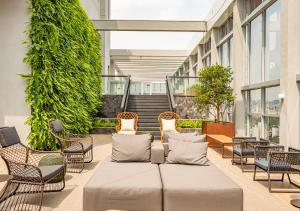 Charlie Wide Pinheiros