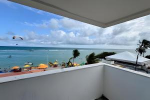 Cobertura Duplex com PISCINA PRIVATIVA de frente para o MAR 5 quartos até 14 pessoas