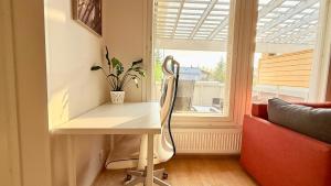 Oulu Modern 2BR with Sauna, Patio and Parking, 10 min to Center