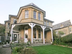 Candlelight Cottage - Holiday homes, Ventnor