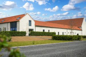 Ferme de Pétrieux - Gîte "LErable" avec piscine et wellness