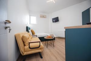 Bienvenue Studio- Steps from OldTown