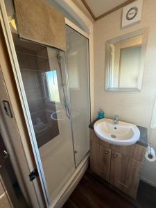 No38 - The Waterfront Sandy Bay