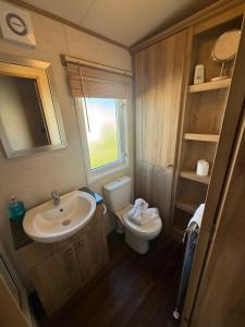 No38 - The Waterfront Sandy Bay