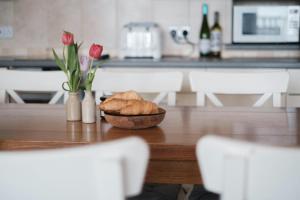 Beach Hut Apartment Llangrannog