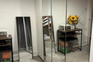 1 Bedroom House - Free Parking Wifi