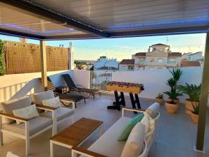 Green Lagoon Penthouse