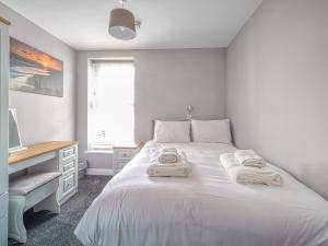 Apartment 4 The Dunes - Uk31824