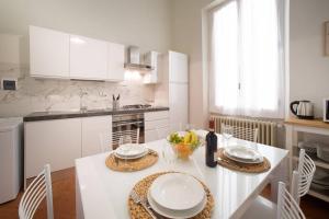 Keys of Italy - Borgo SSApo 13 - Deluxe 2 Family Apts by Ponte Vecchio