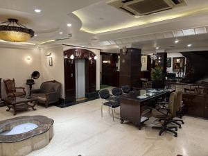 Hotel Diplomat Residency