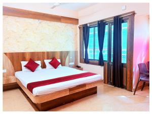 Hotel Sairaj - Inn Near Jagannath Temple - Swargadwar Beach - Bangali Market - Parking and Restaurant Facilities - Fully Air Conditioning Hotel - A Top Rated Best Hotel in Puri
